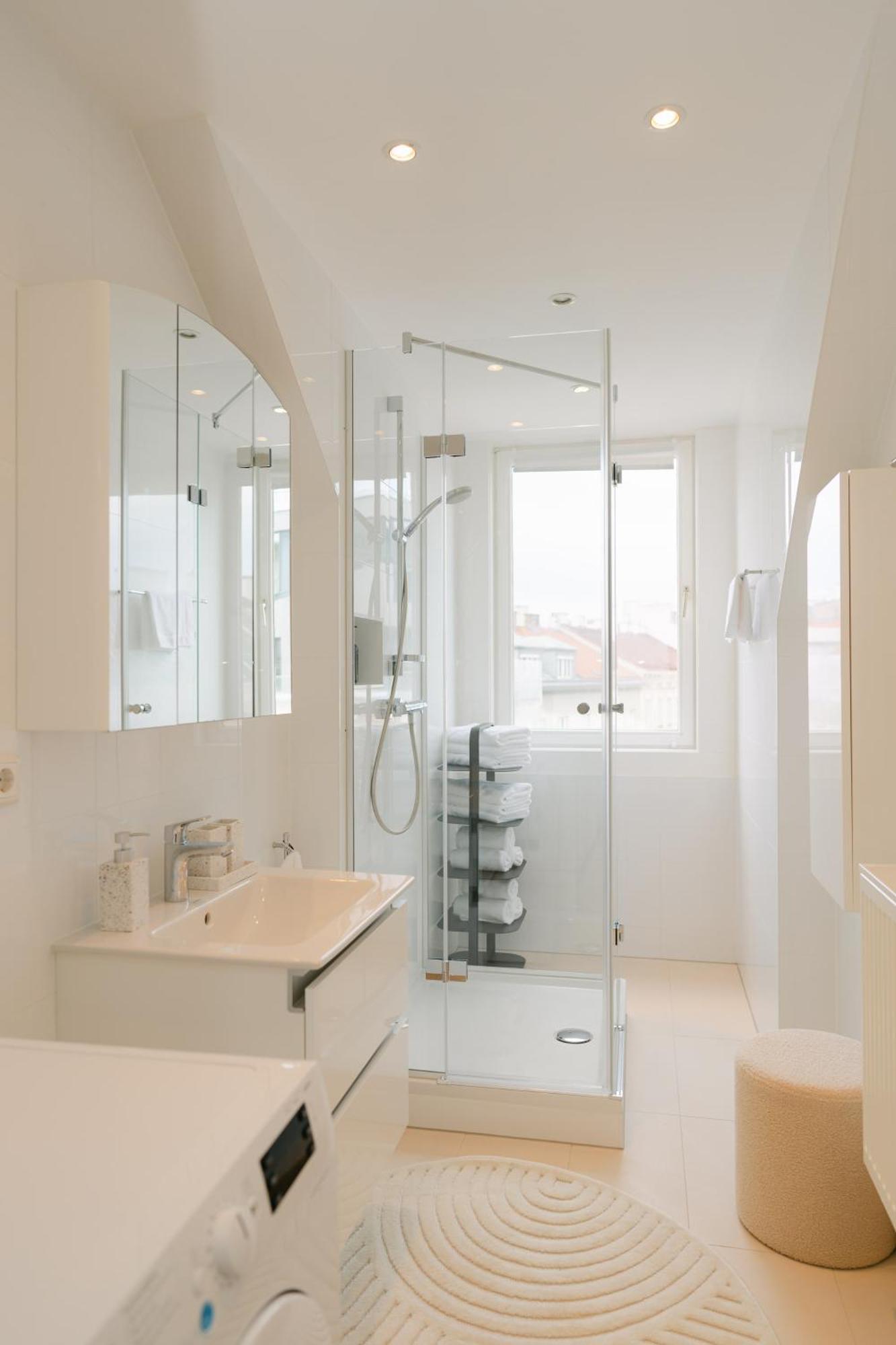 Comfy Apt For 4-6, 5 Min To Center, No Lift Currently Wien Eksteriør bilde