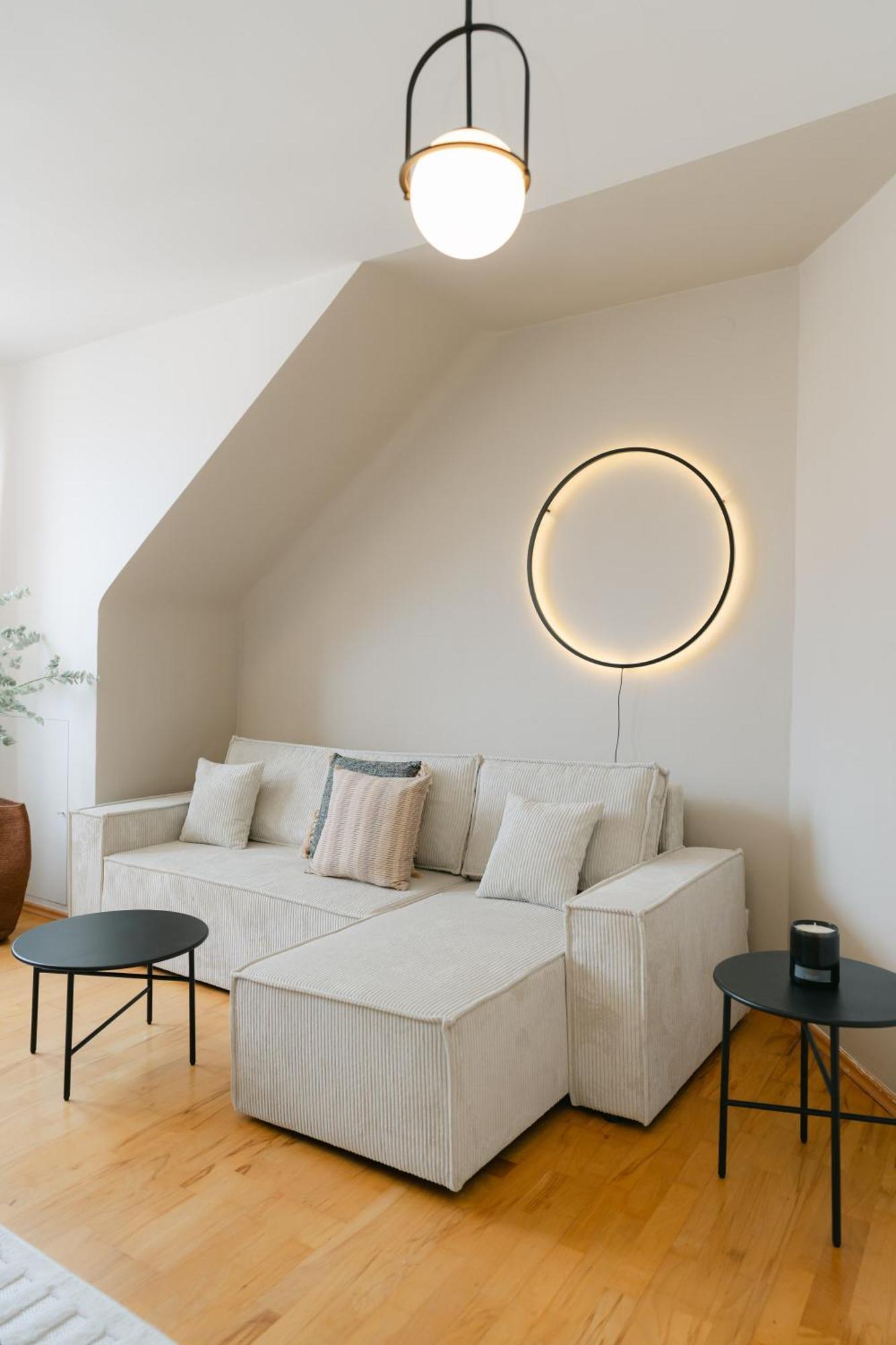 Comfy Apt For 4-6, 5 Min To Center, No Lift Currently Wien Eksteriør bilde